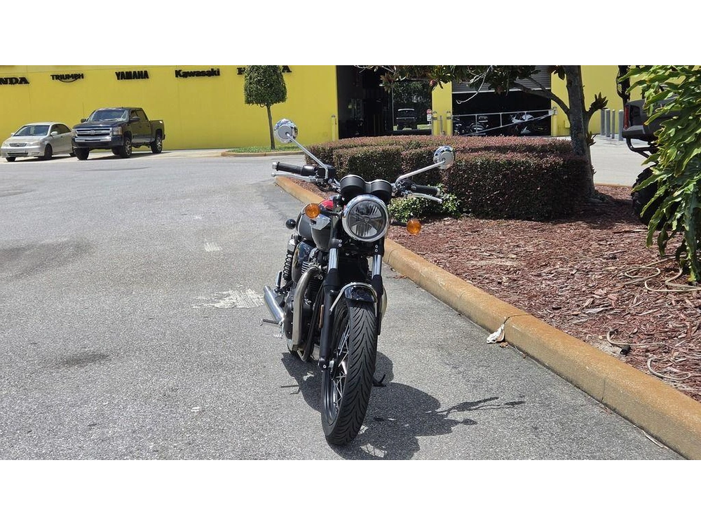 2026 Triumph Bonneville T100 Jet Black