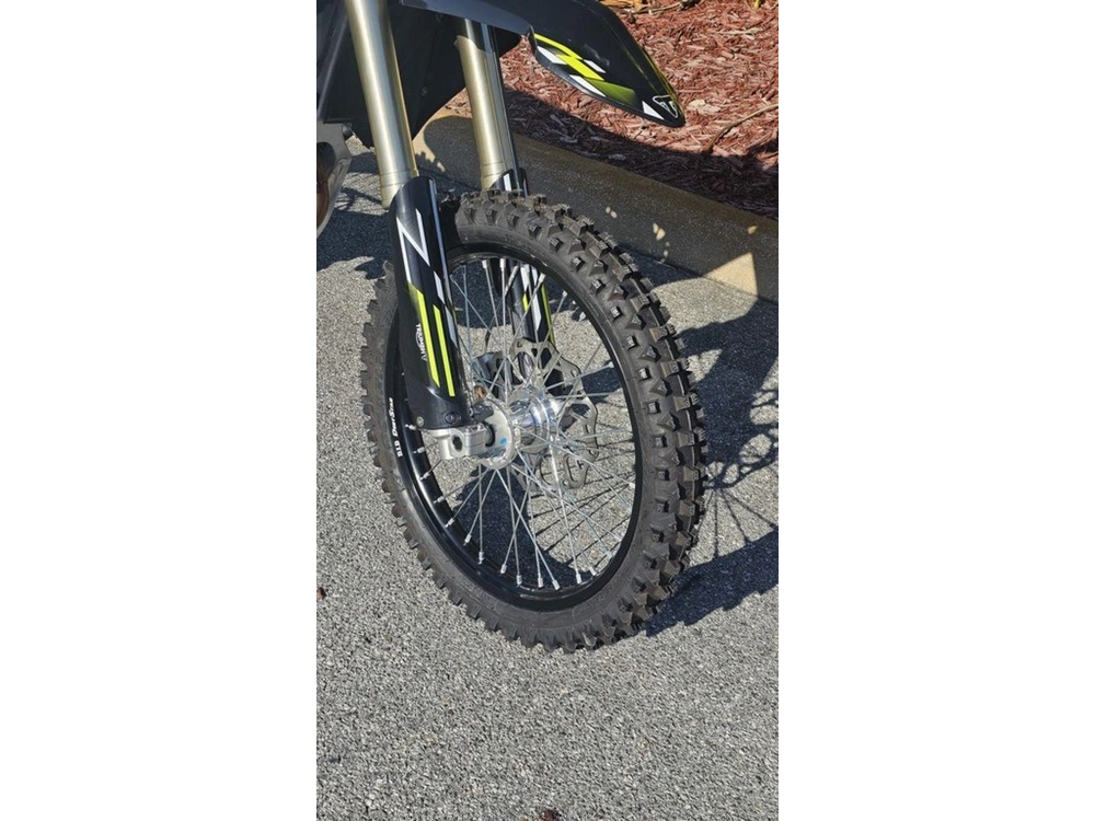 2026 Triumph Tf 450-x Jet Black/pure White