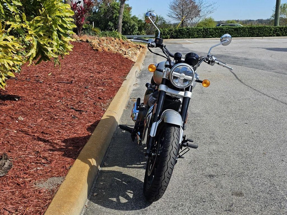 2024 Royal Enfield Super Meteor 650 Interstellar Grey
