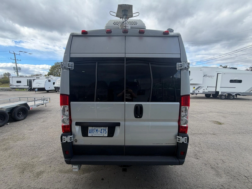 2018 Roadtrek Simplicity Srt