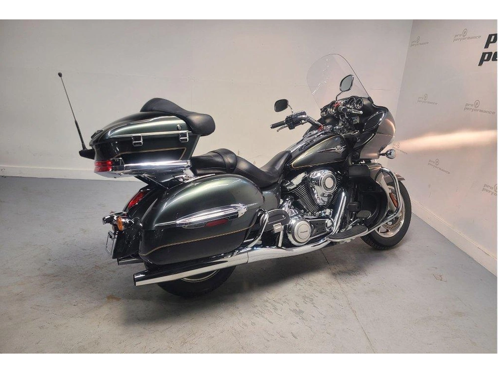 2011 Kawasaki Voyager 1700 alt