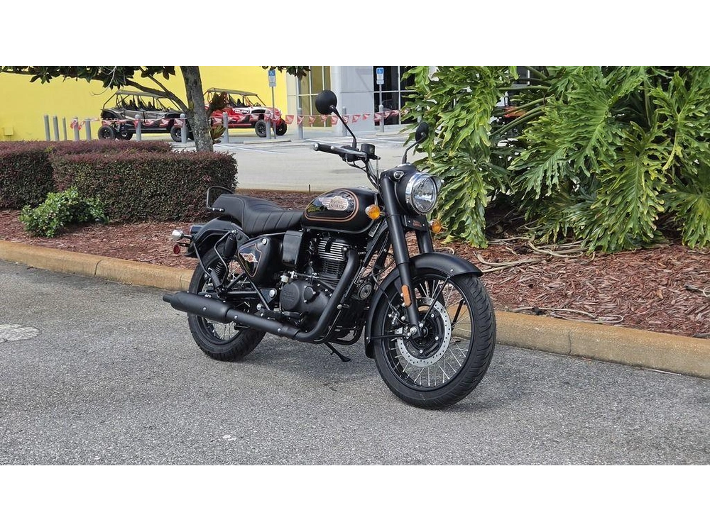 2027 Royal Enfield Bullet 350 Black Gold