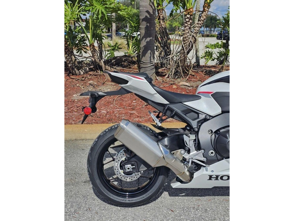 2027 Honda Cbr1000rr
