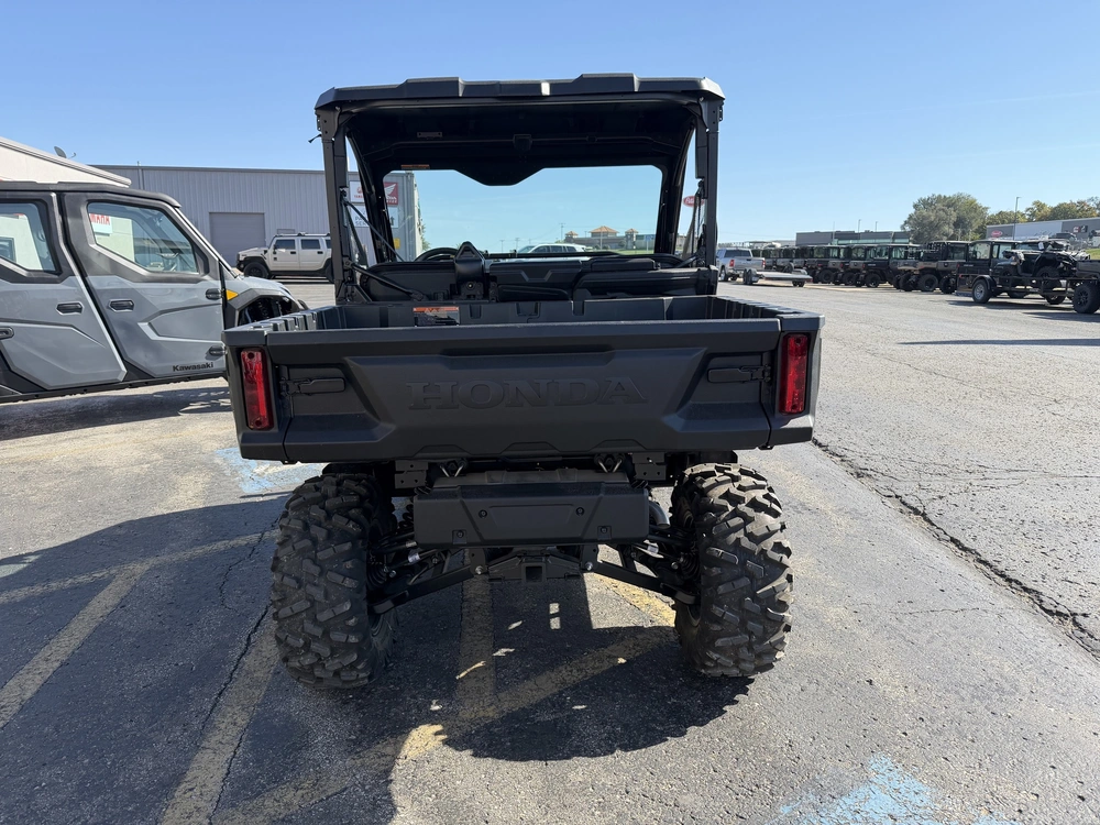 2026 Honda Pioneer 1000 Deluxe