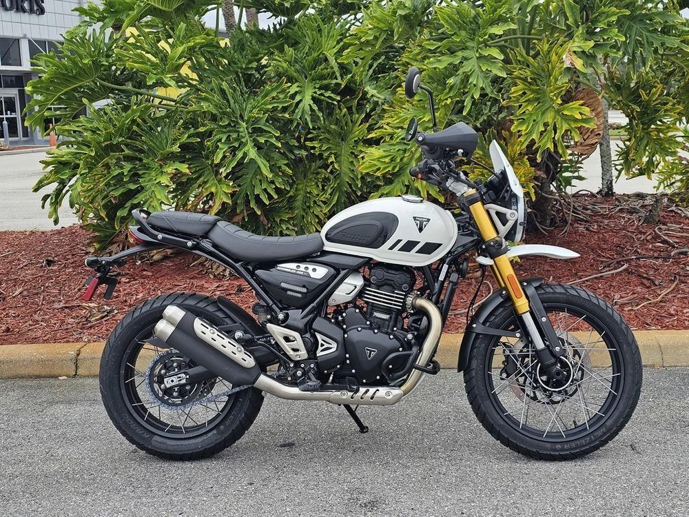 2026 Triumph Scrambler 400 Xc Vanilla White