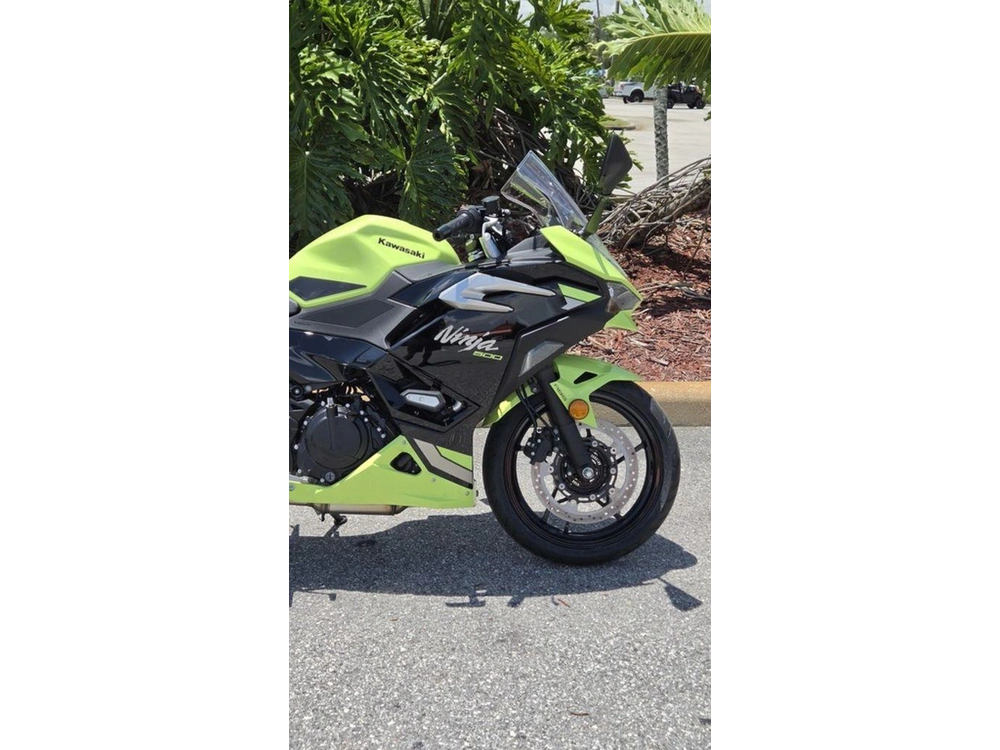 2026 Kawasaki Ninja® 500 Se Abs