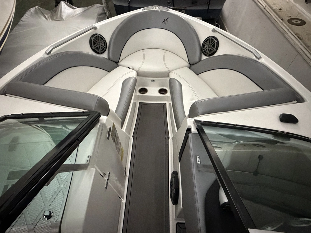 2016 Mastercraft X10
