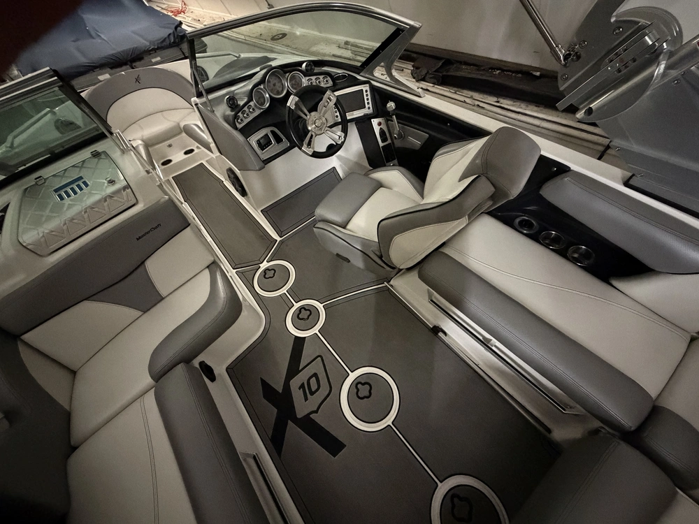 2016 Mastercraft X10