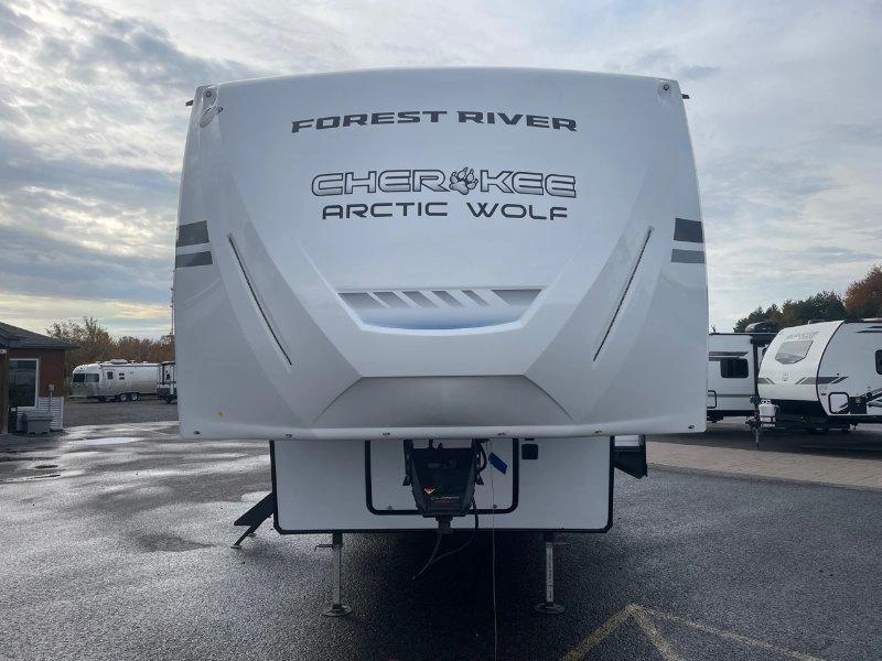 Forest River Cherokee Arctic Wolf 287bhs 2025