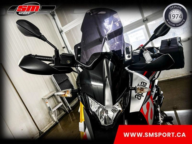Aprilia Dorsoduro 900 2018 alt