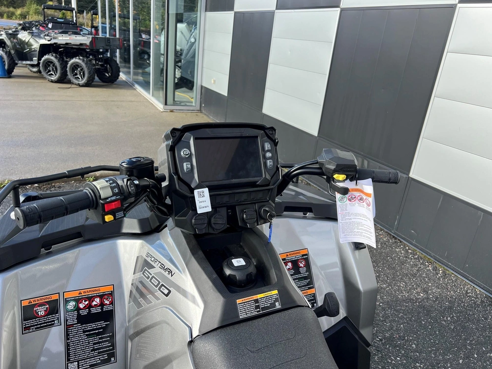 Polaris Sportsman Touring 600 Ultimate 2027 alt