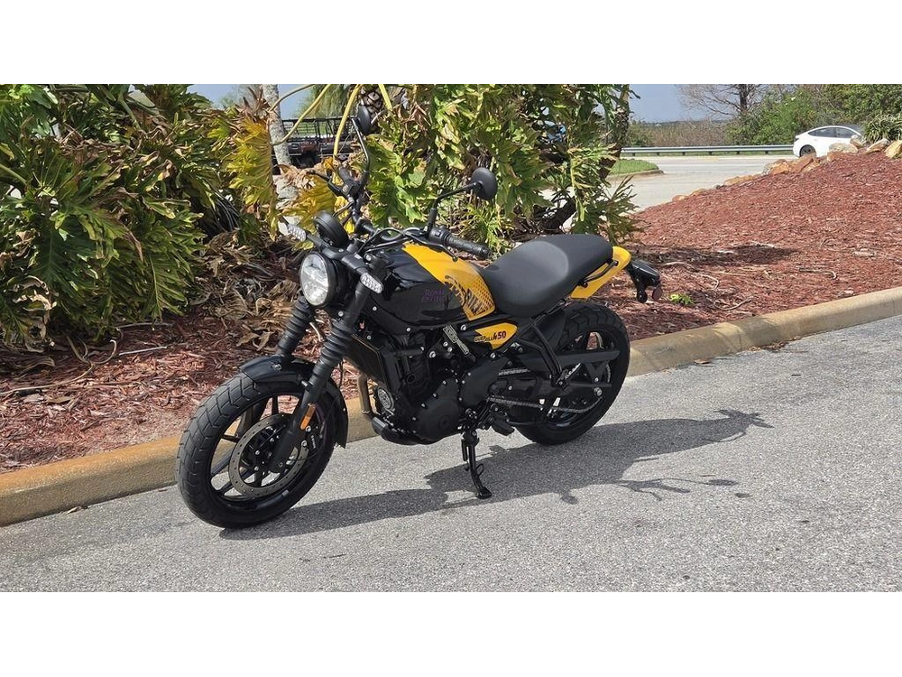 2026 Royal Enfield Guerrilla 450 Playa Black
