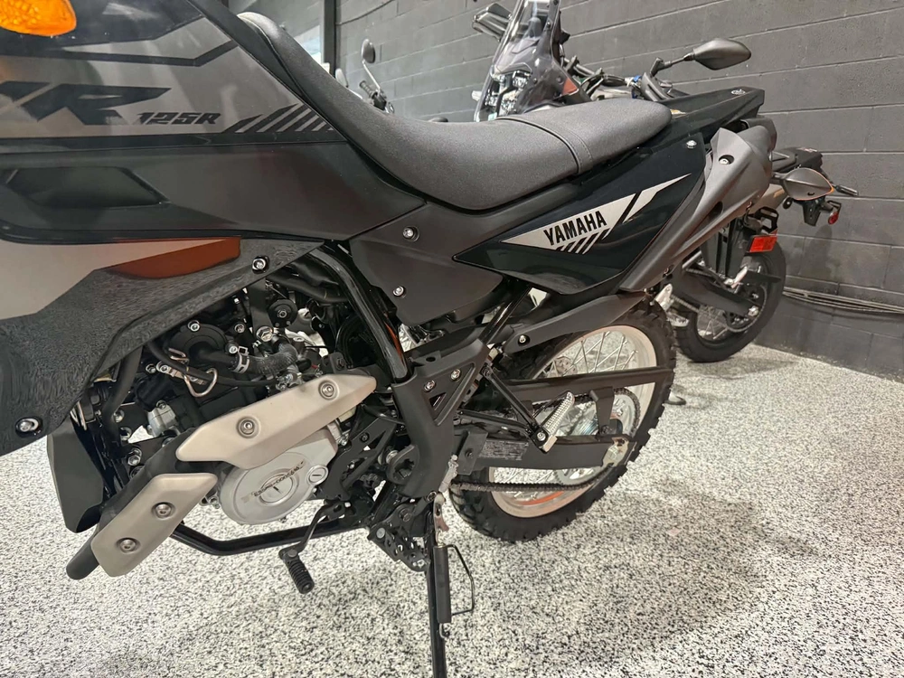 Yamaha Wr125r 2026 alt