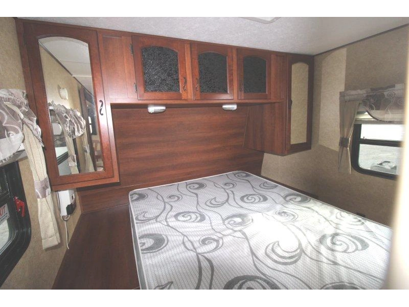 2013 Prime Time Avenger 23fbs