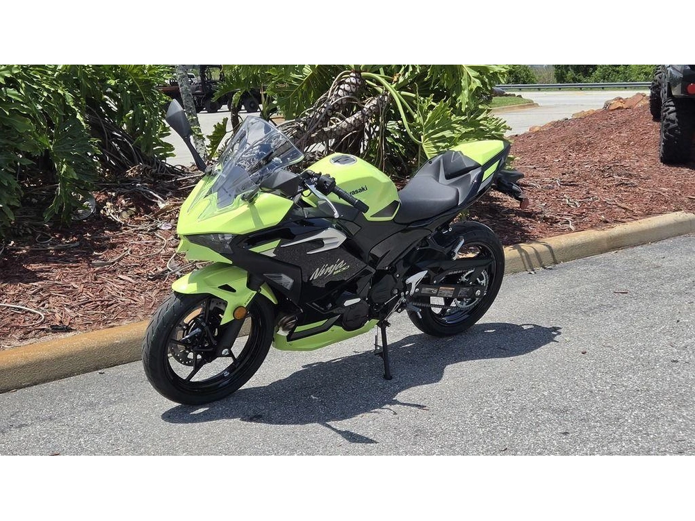 2026 Kawasaki Ninja® 500 Se Abs