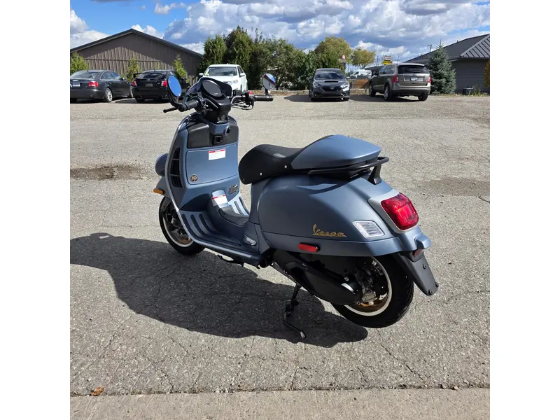 Vespa GTV Officina 8 310 2027