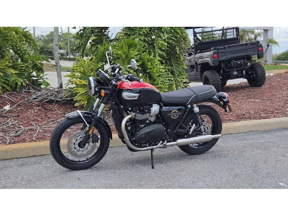 2026 Triumph Bonneville T100 Jet Black