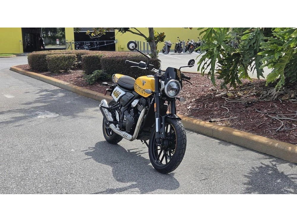 2026 Triumph Tracker 400 Racing Yellow