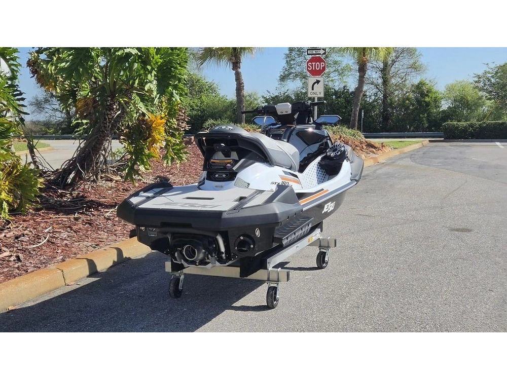 2026 Kawasaki Jet Ski® Ultra® 160 Lx