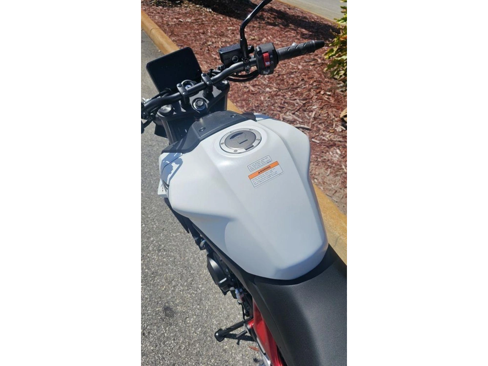 2025 Honda Cb750 Hornet