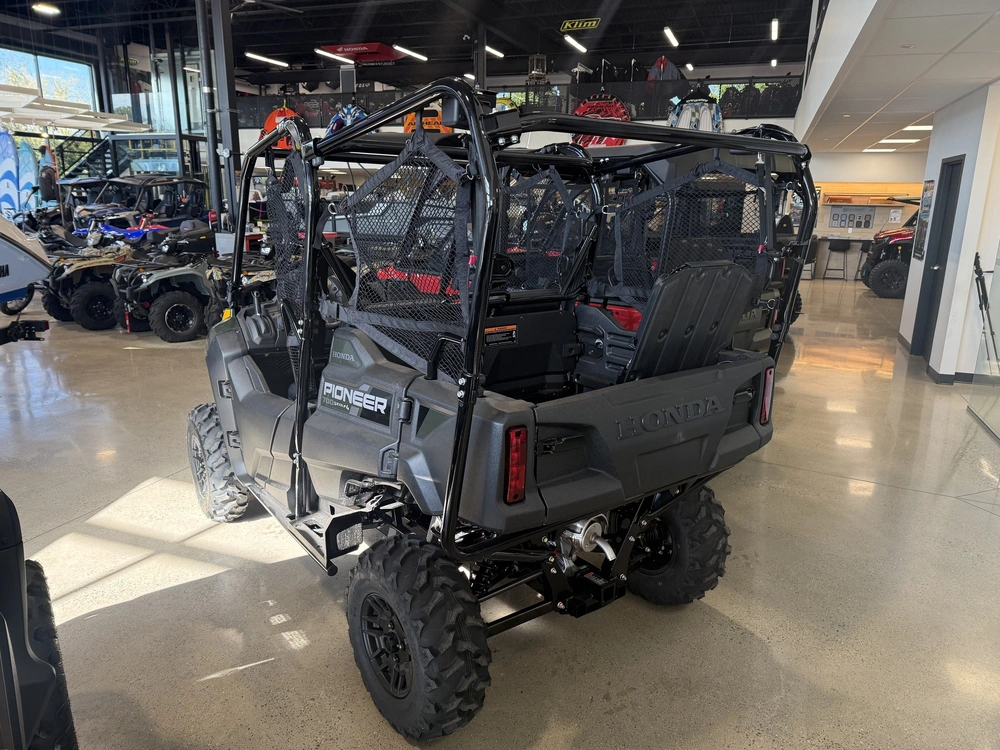 2026 Honda Sxs7m4dt alt