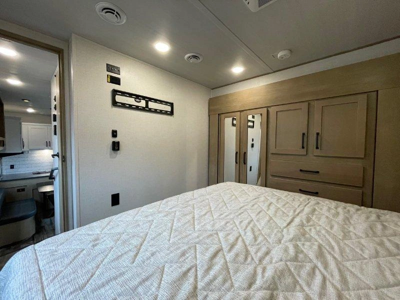 Keystone Rv Carbon 338 2022