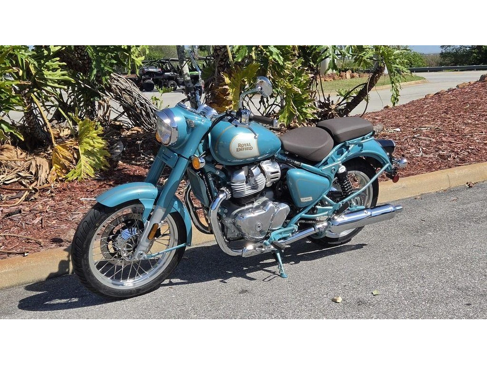 2026 Royal Enfield Classic 650 Classic Teal
