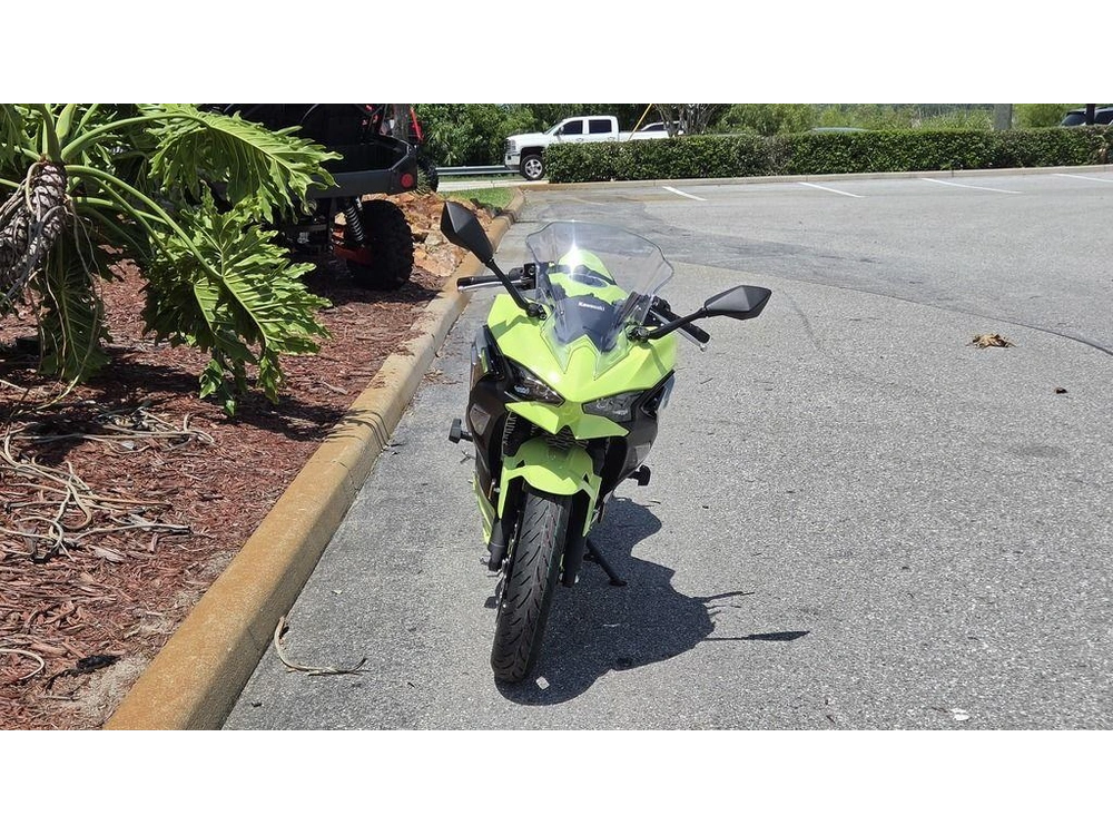 2026 Kawasaki Ninja® 500 Se Abs