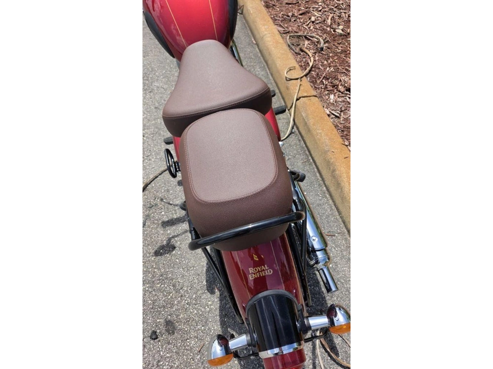 2027 Royal Enfield Classic 350 Madras Red