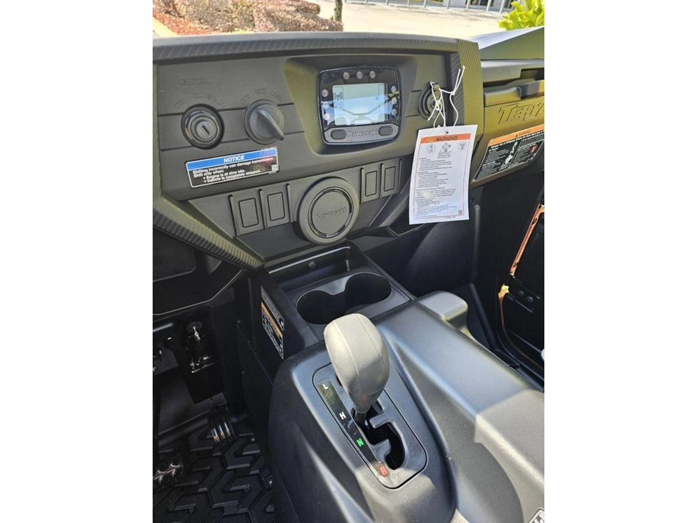 2025 Kawasaki Teryx4™ S Le