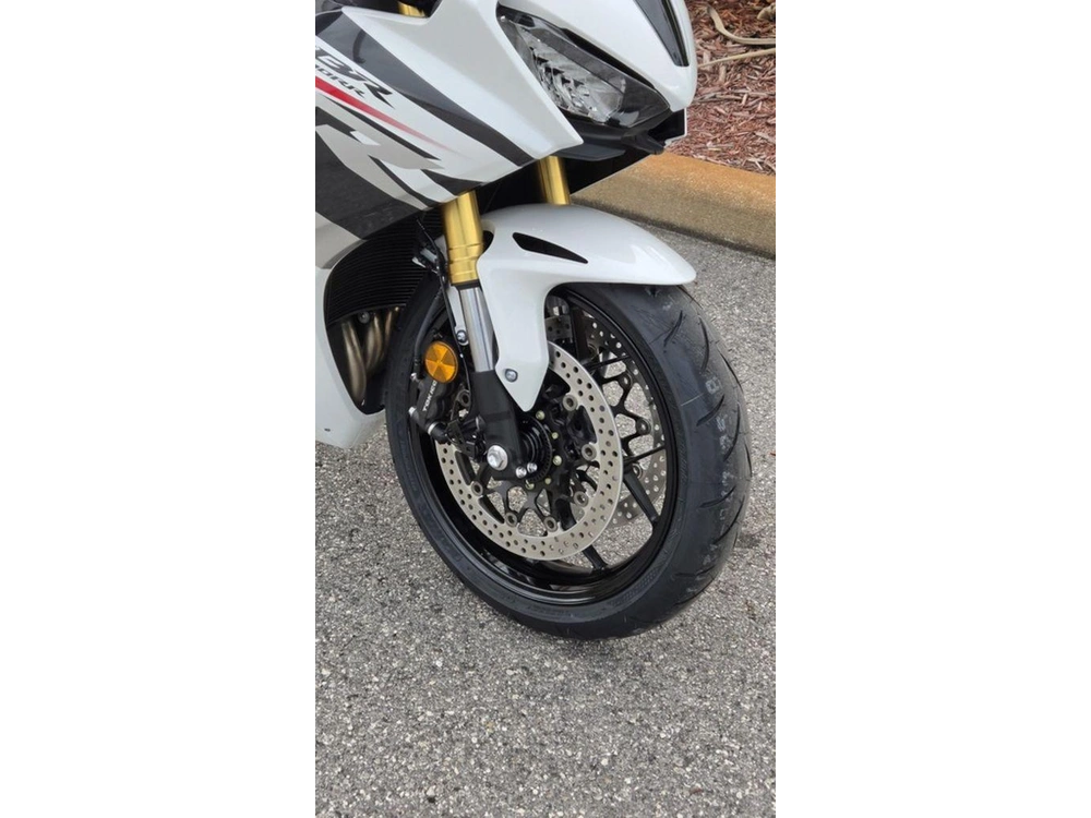2027 Honda Cbr1000rr