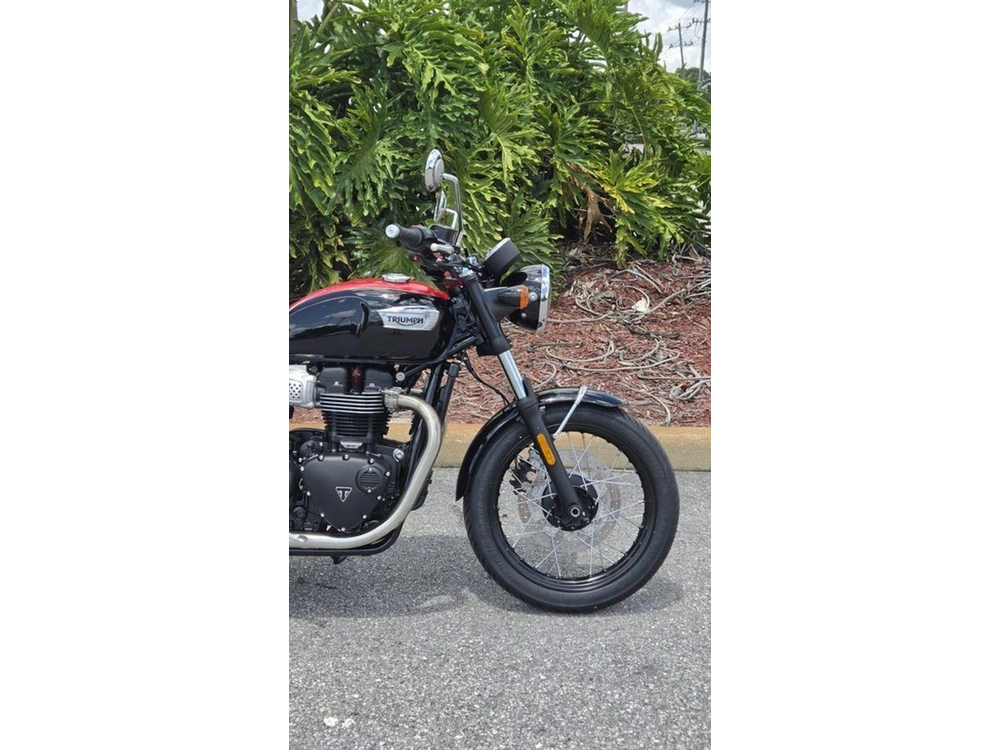2026 Triumph Bonneville T100 Jet Black