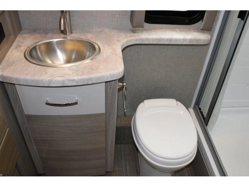 Thor Motor Coach Tiburon 24fb 2022