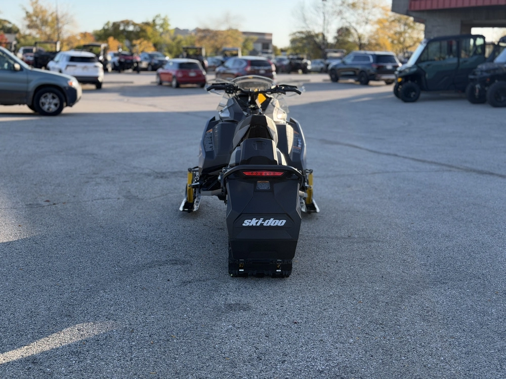 2026 Ski-doo Mxz Adrenaline 600r E-tec 137 Grey