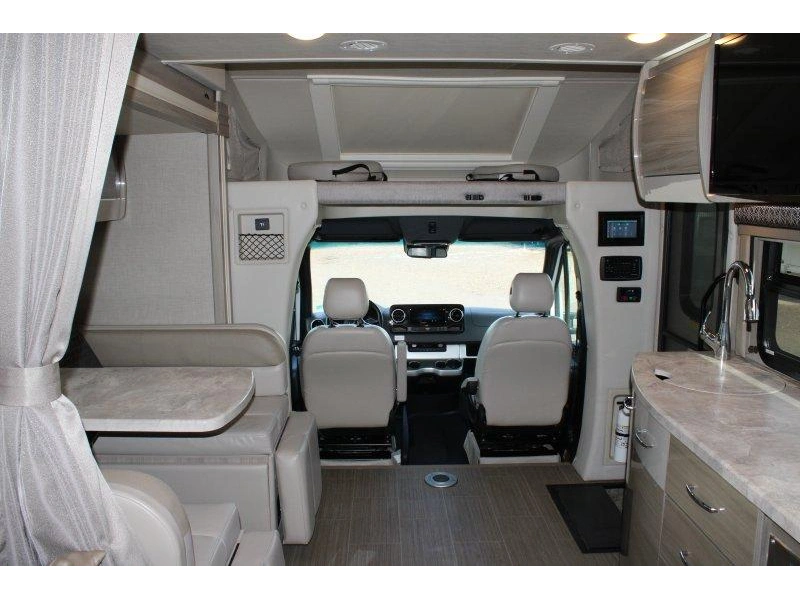 Thor Motor Coach Tiburon 24fb 2022