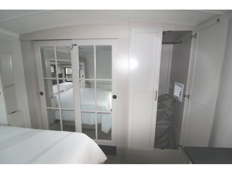 Jayco North Point 310rlts 2027