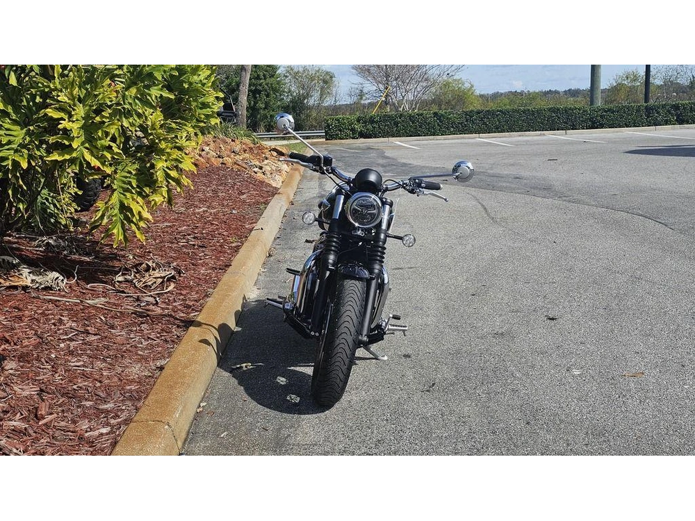 2026 Triumph Bonneville Speedmaster Sapphire Black