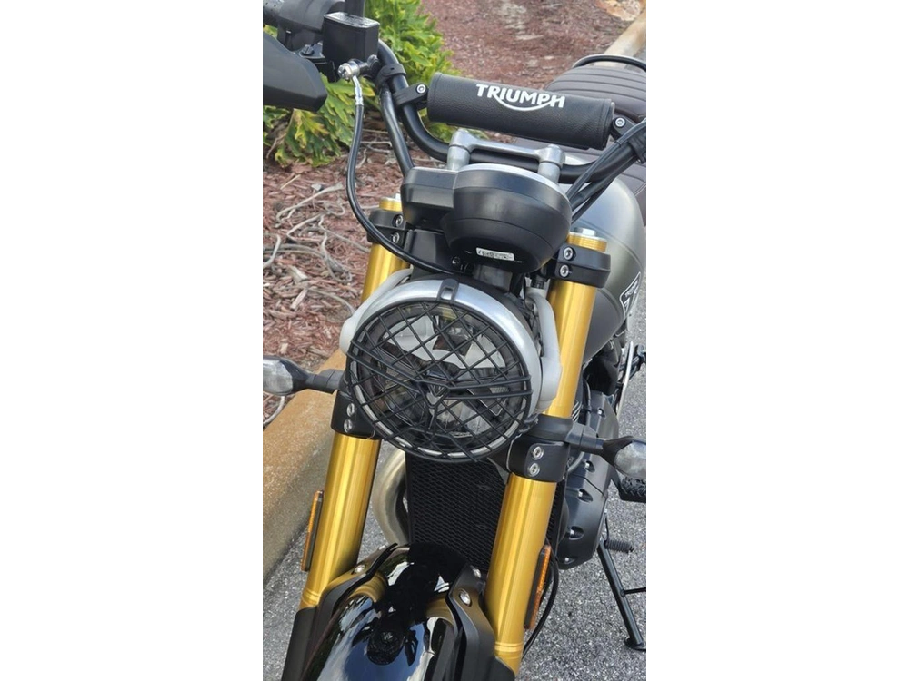 2027 Triumph Scrambler 400 X Matte Pewtergrey/matte Khaki Green
