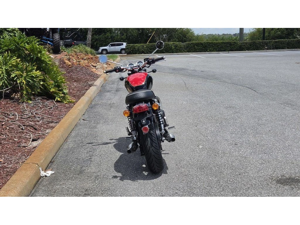 2026 Triumph Bonneville T100 Jet Black