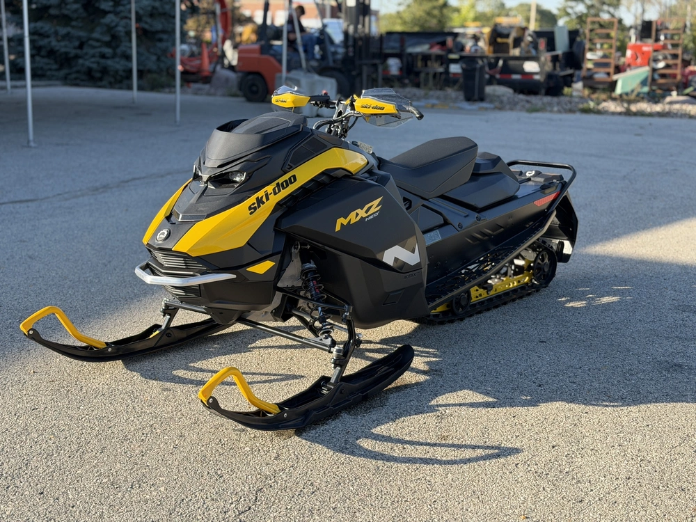 2027 Ski-doo Mxz Neo+ 600 Efi 55 Rs 1.25" Es