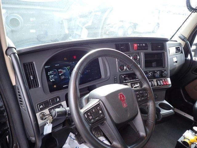 Kenworth T880 2025