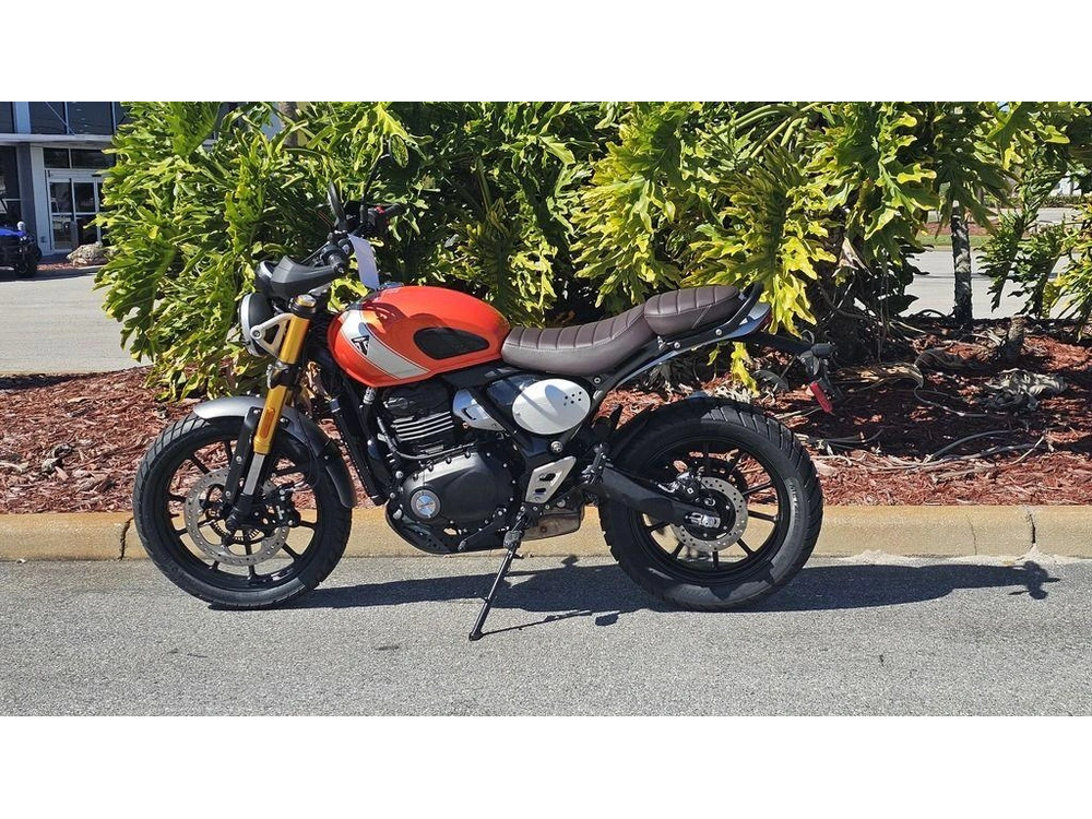 2026 Triumph Scrambler 400 X Baja Orange/aluminium