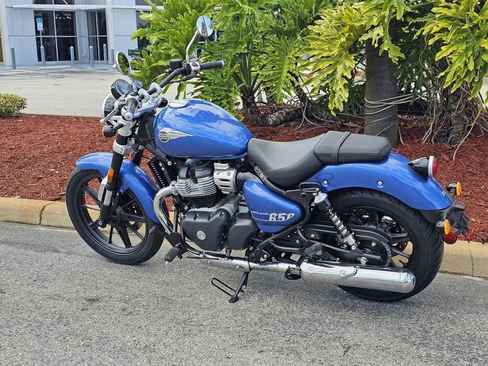 2024 Royal Enfield Super Meteor 650 Astral Blue