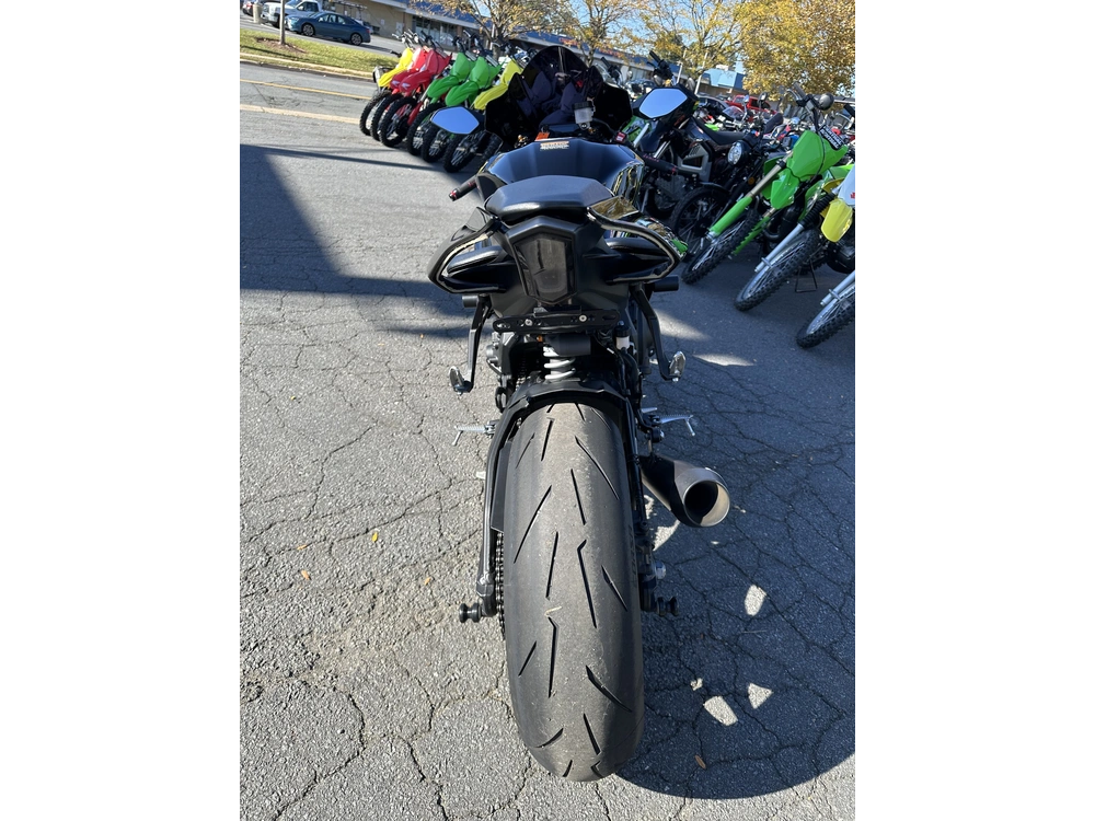 2023 Yamaha Yzf-r1