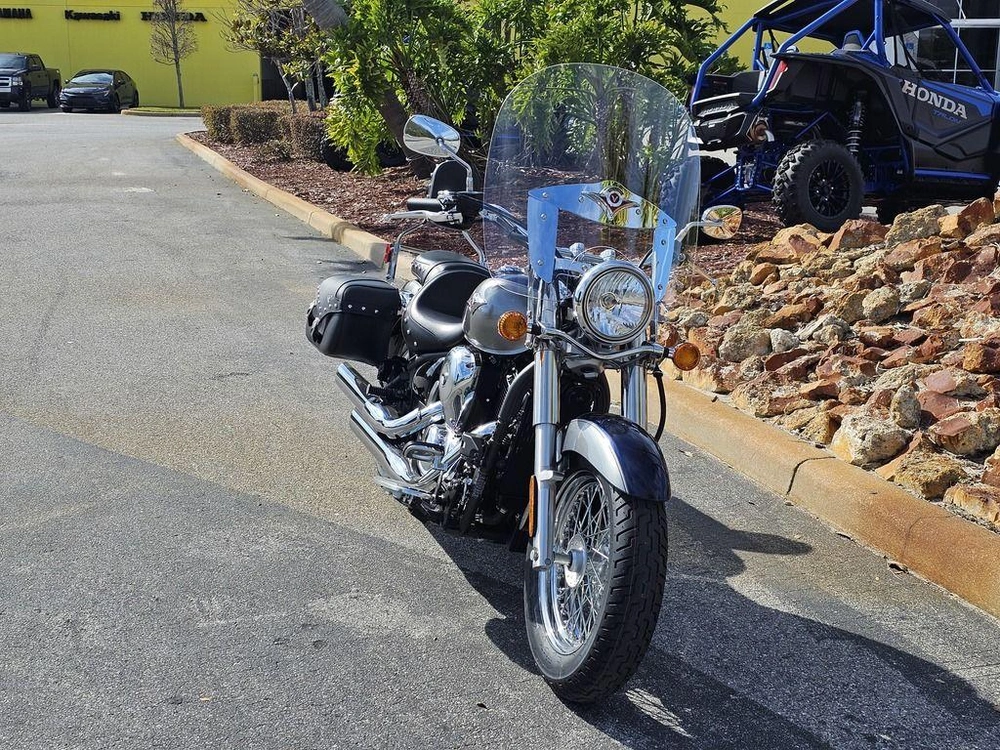 2026 Kawasaki Vulcan® 900 Classic Lt