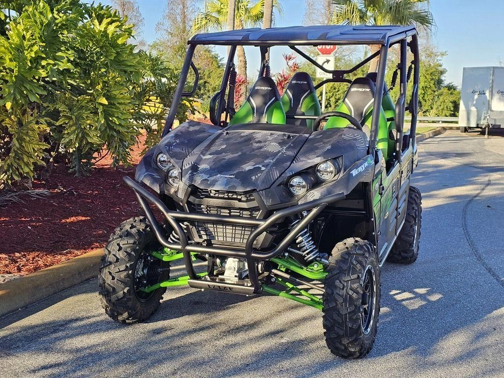 2025 Kawasaki Teryx4™ S Le Cypher Camo Gray