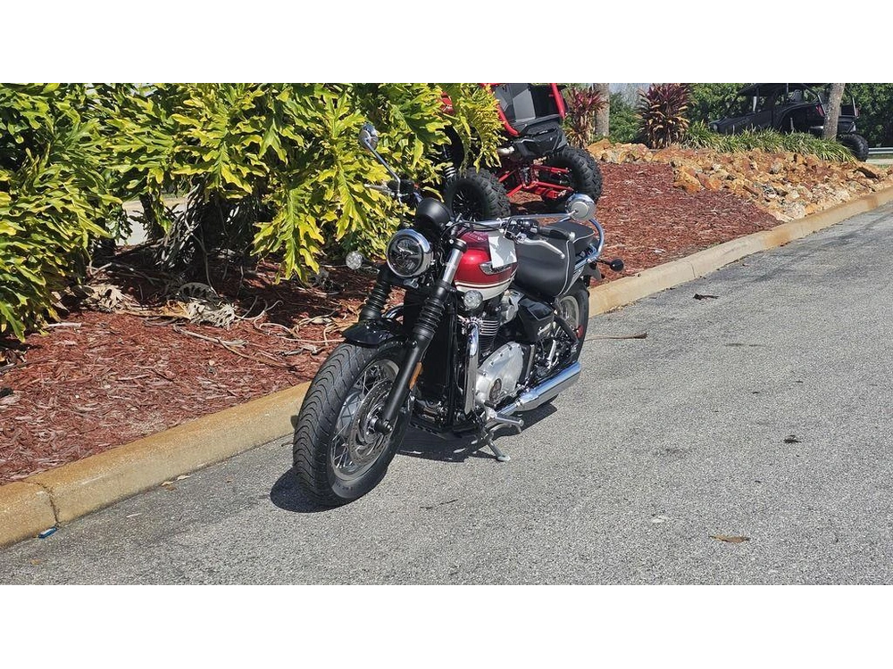 2026 Triumph Bonneville Speedmaster Carnival Red