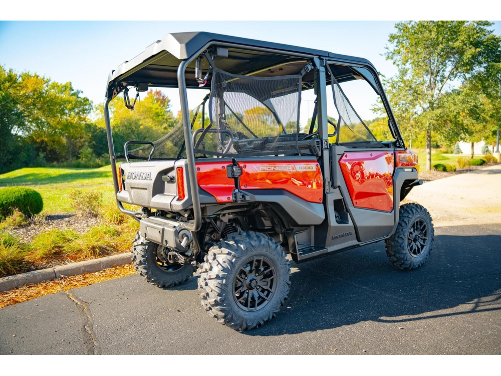 2026 Honda Pioneer 1000-5 Deluxe