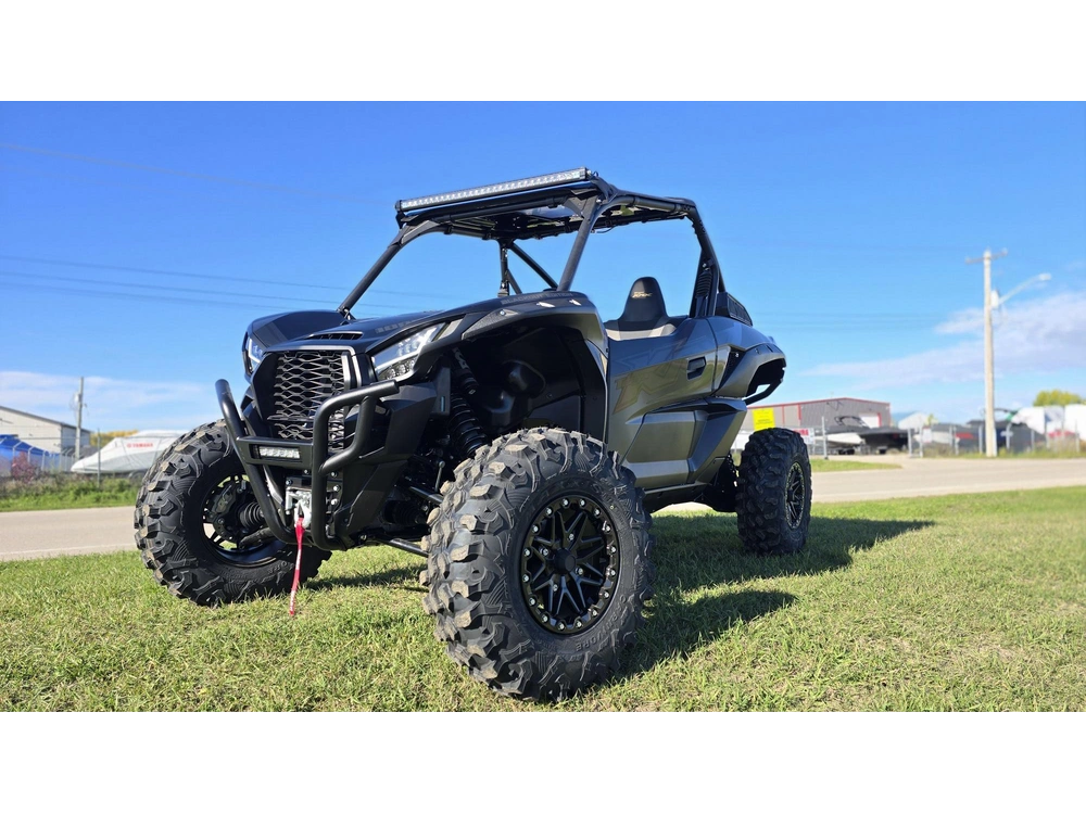 2027 Kawasaki Teryx Krx1000 Blackout Edition alt