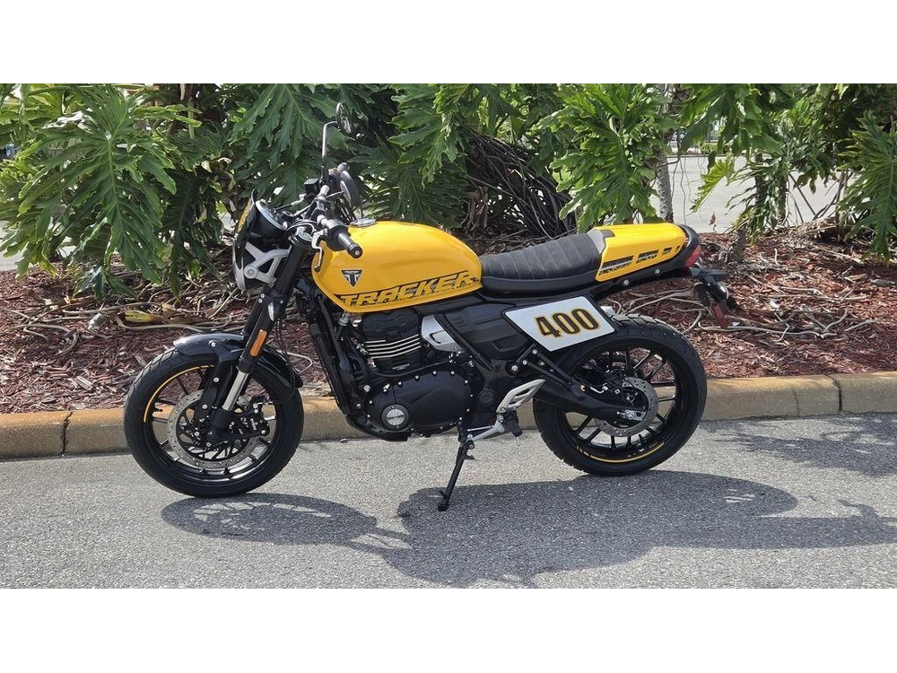 2026 Triumph Tracker 400 Racing Yellow